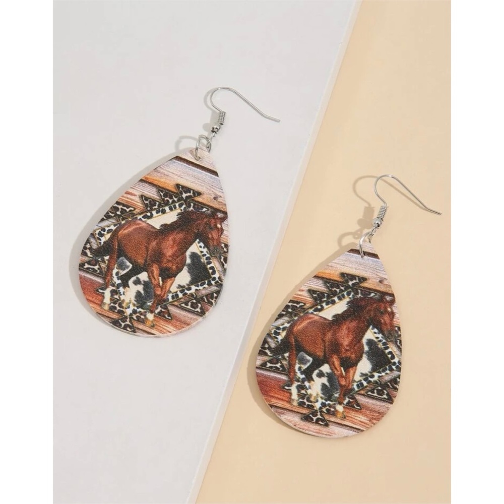 NWT horse animal print tear drop country western earrings - Picture 5 of 5